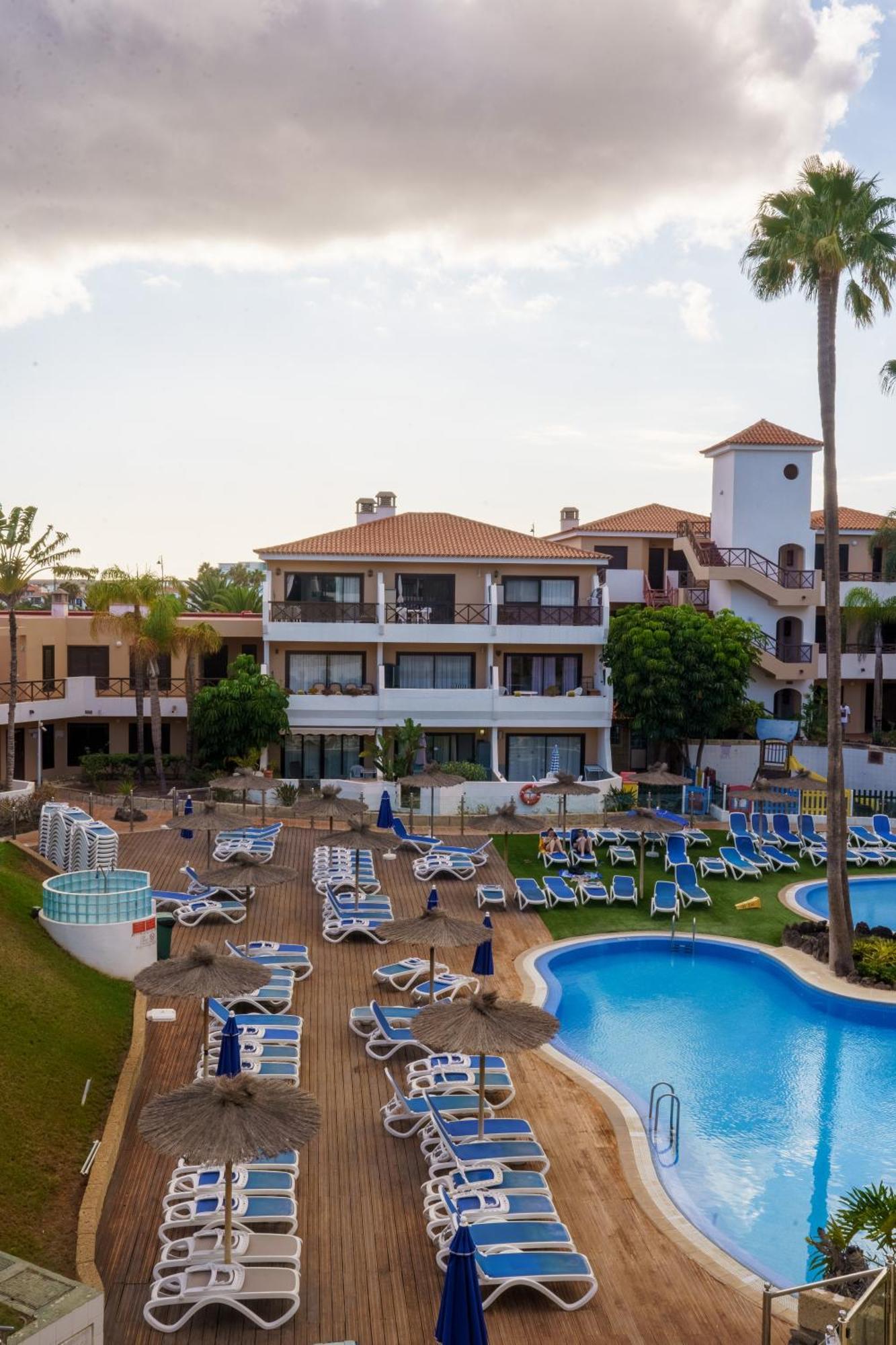 Forest Flat - Big Heated Pool, Terrace, Tv Channels, Golf Courses San Miguel de Abona Buitenkant foto